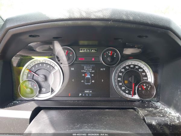 2022 RAM 1500 CLASSIC WARLOCK  4X4 6'4 BOX