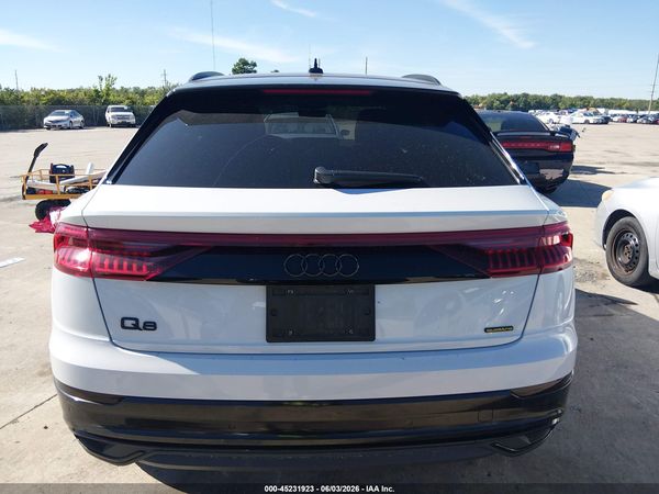 2021 AUDI Q8