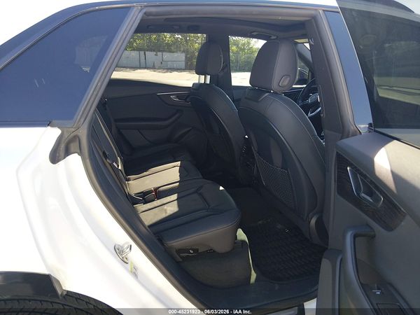 2021 AUDI Q8