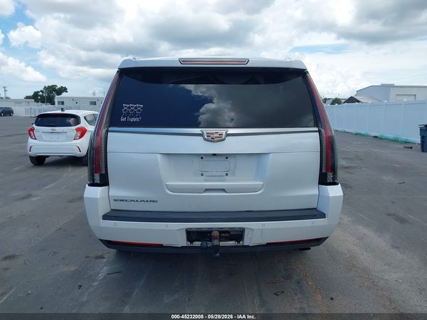2016 CADILLAC ESCALADE ESV LUXURY COLLECTION