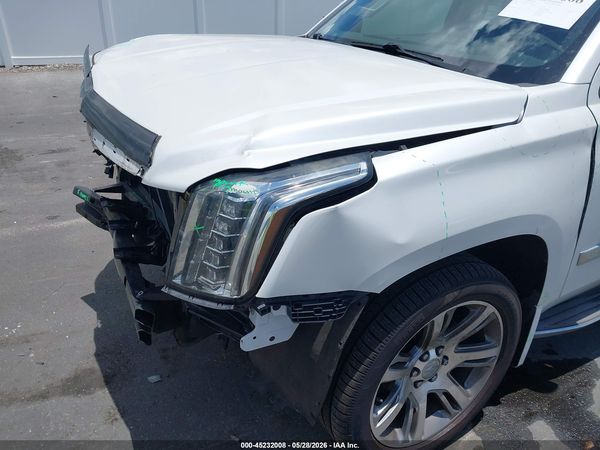 2016 CADILLAC ESCALADE ESV LUXURY COLLECTION