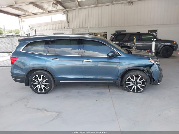 2022 HONDA PILOT 2WD TOURING 8 PASSENGER
