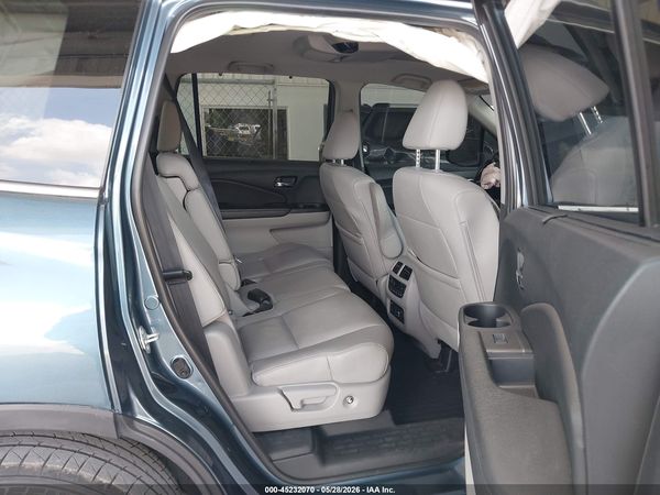 2022 HONDA PILOT 2WD TOURING 8 PASSENGER