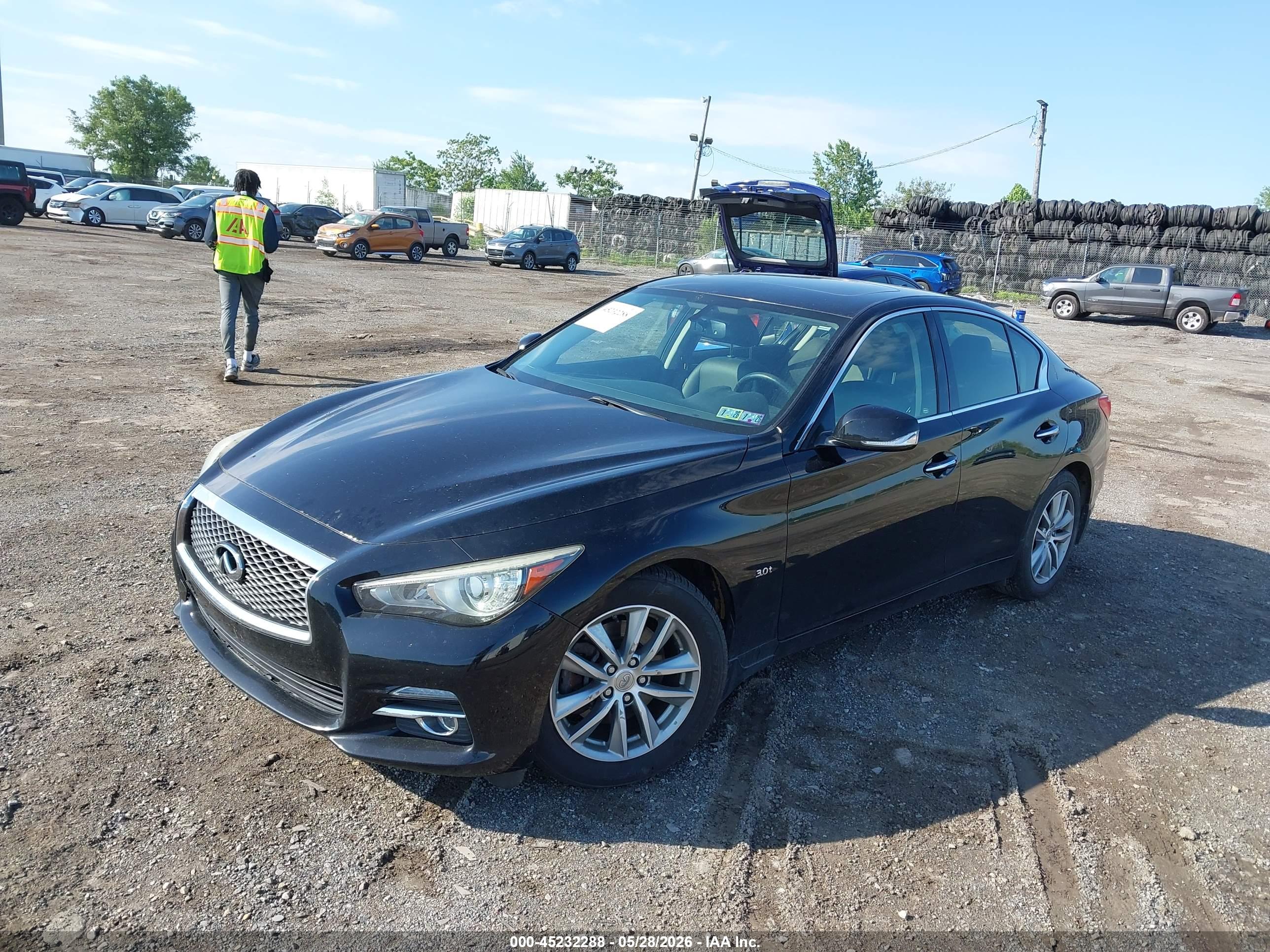 2016 INFINITI Q50 3.0T PREMIUM — I2