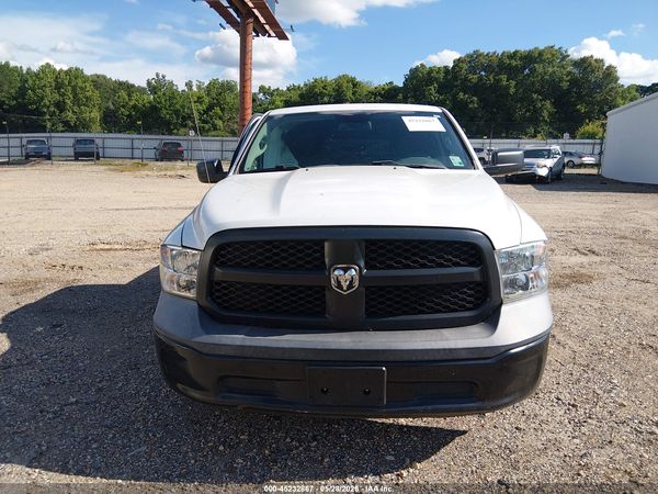 2019 RAM 1500 CLASSIC TRADESMAN  4X2 6'4 BOX