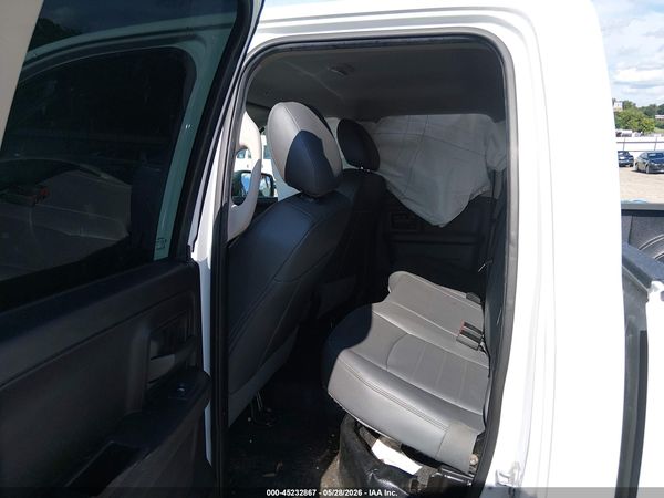 2019 RAM 1500 CLASSIC TRADESMAN  4X2 6'4 BOX