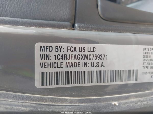 2021 JEEP GRAND CHEROKEE LAREDO X 4X4