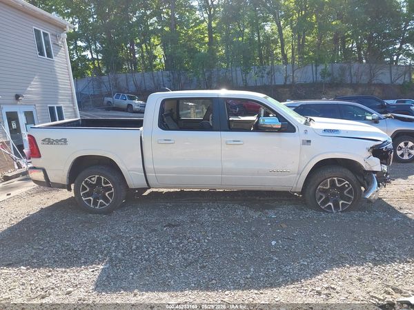 2025 RAM 1500 LARAMIE