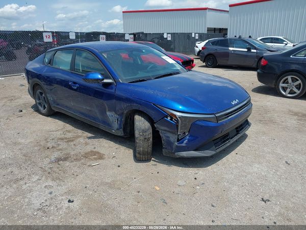 2026 KIA K4 LXS