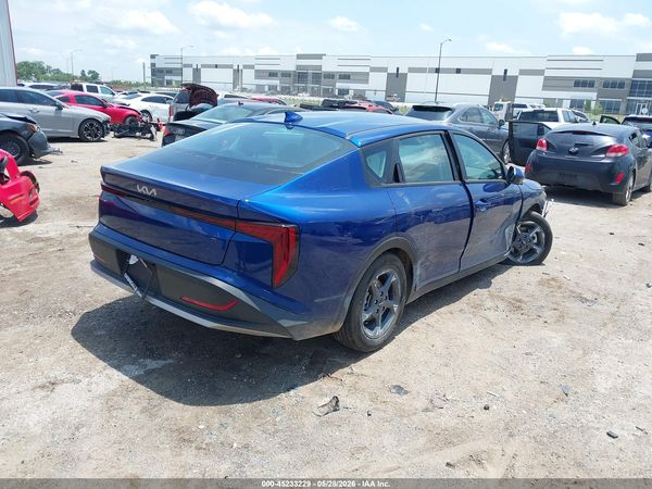 2026 KIA K4 LXS