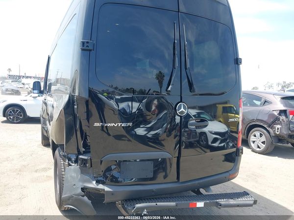 2024 MERCEDES-BENZ SPRINTER 2500