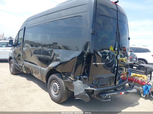 2024 MERCEDES-BENZ SPRINTER 2500