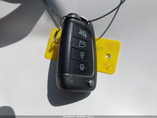 2019 HYUNDAI KONA SE