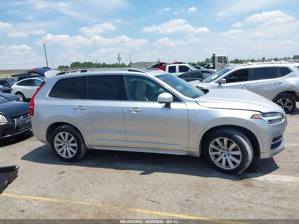 2017 VOLVO XC90 T6 MOMENTUM