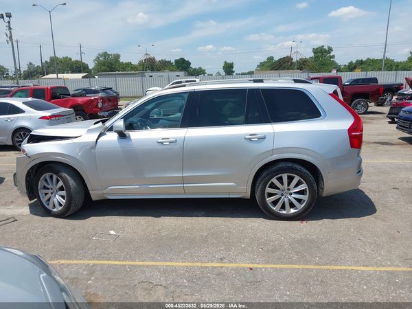 2017 VOLVO XC90 T6 MOMENTUM