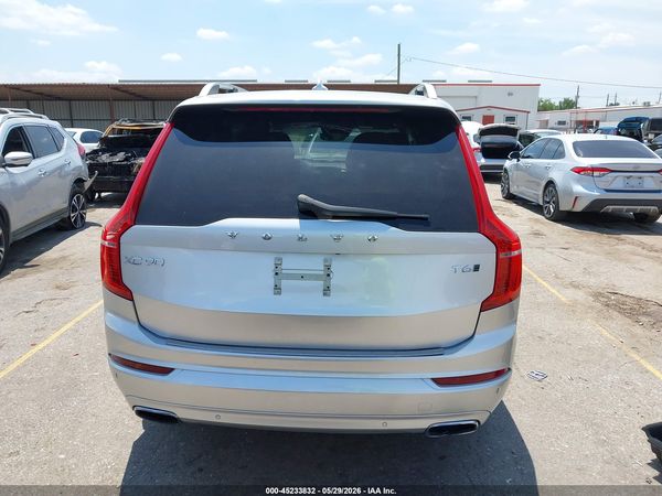 2017 VOLVO XC90 T6 MOMENTUM