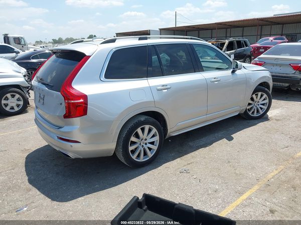 2017 VOLVO XC90 T6 MOMENTUM