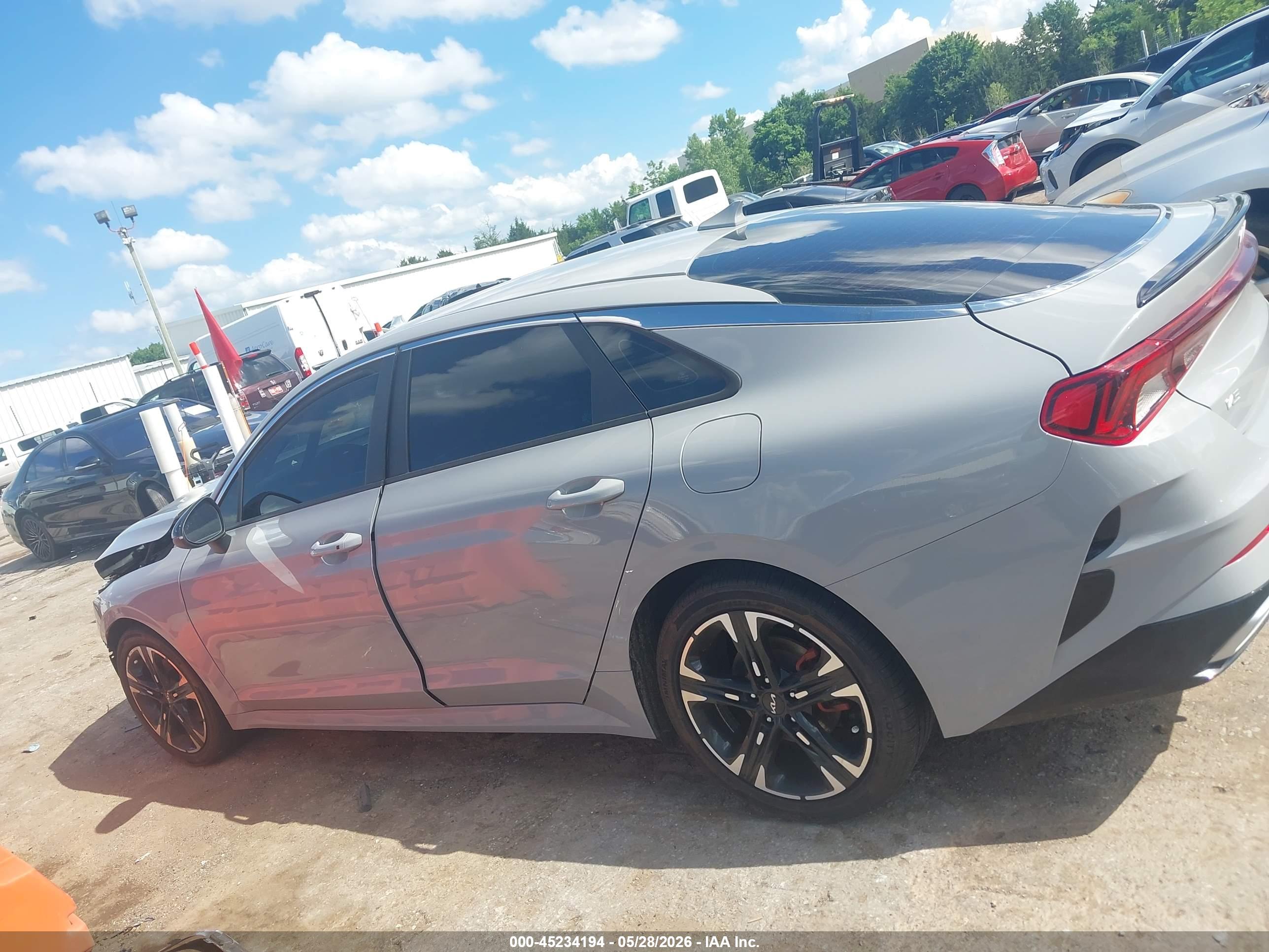 2023 KIA K5 GT-LINE