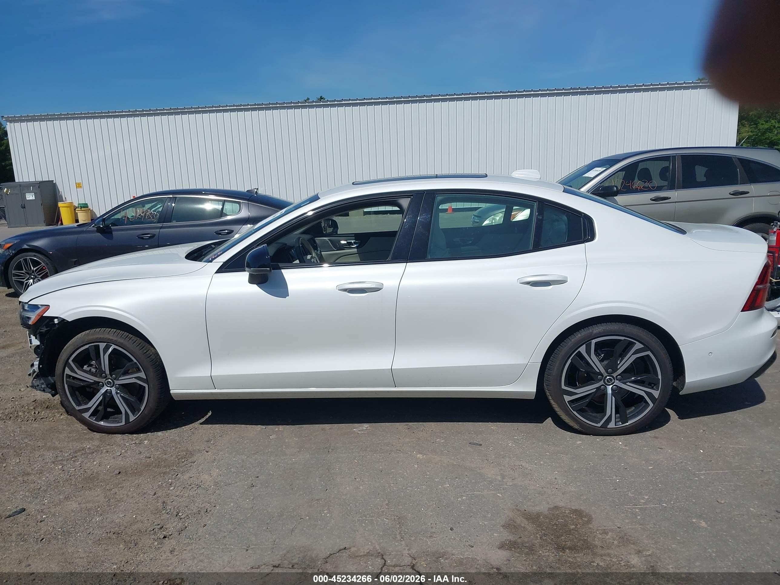 2024 VOLVO S60 B5 PLUS DARK THEME