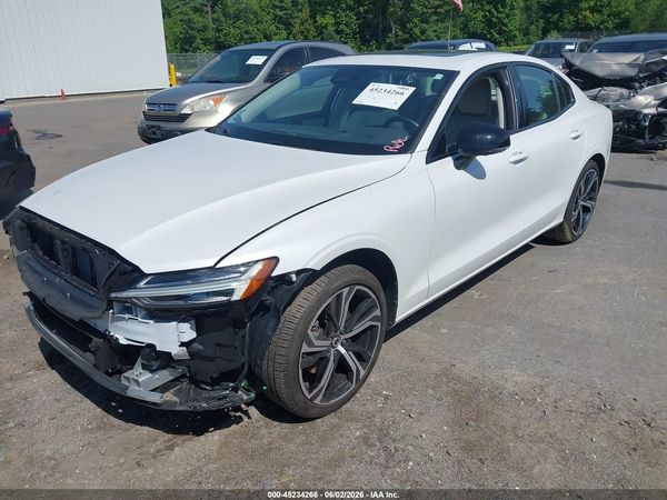 2024 VOLVO S60 B5 PLUS DARK THEME