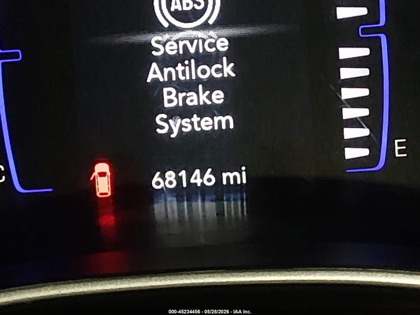 2021 CHRYSLER VOYAGER LXI