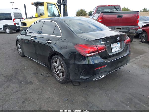 2019 MERCEDES-BENZ A 220 A220