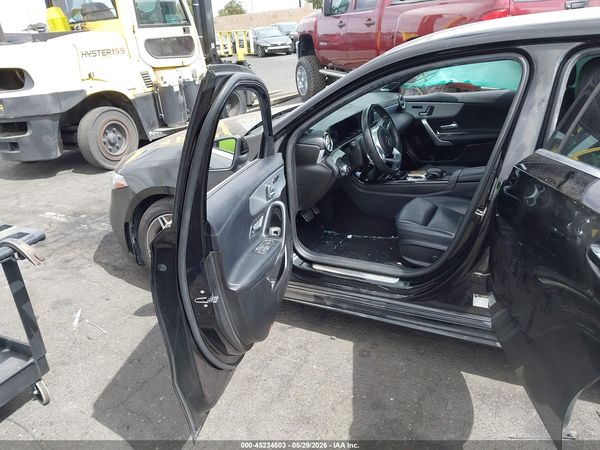 2019 MERCEDES-BENZ A 220 A220