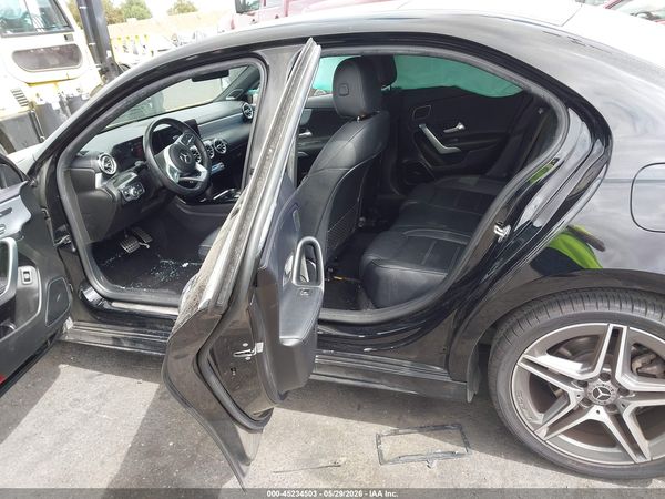 2019 MERCEDES-BENZ A 220 A220