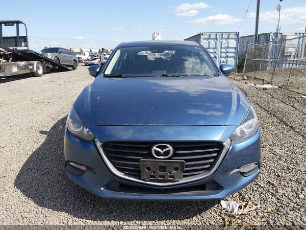 2017 MAZDA MAZDA3 TOURING
