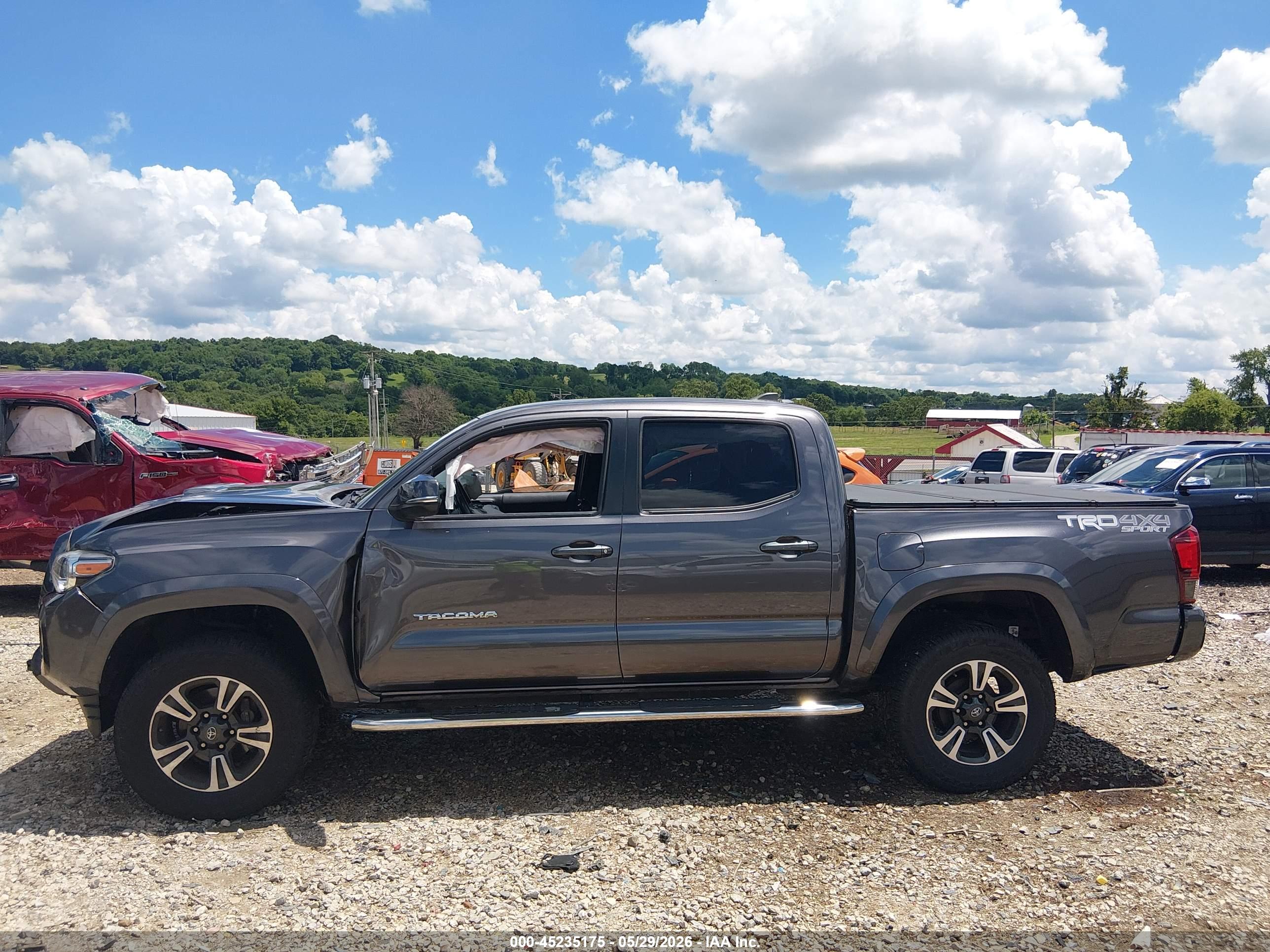 2018 TOYOTA TACOMA TRD SPORT