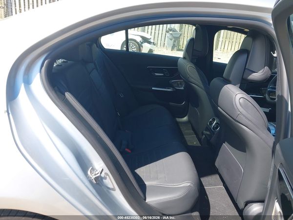 2024 MERCEDES-BENZ C 300