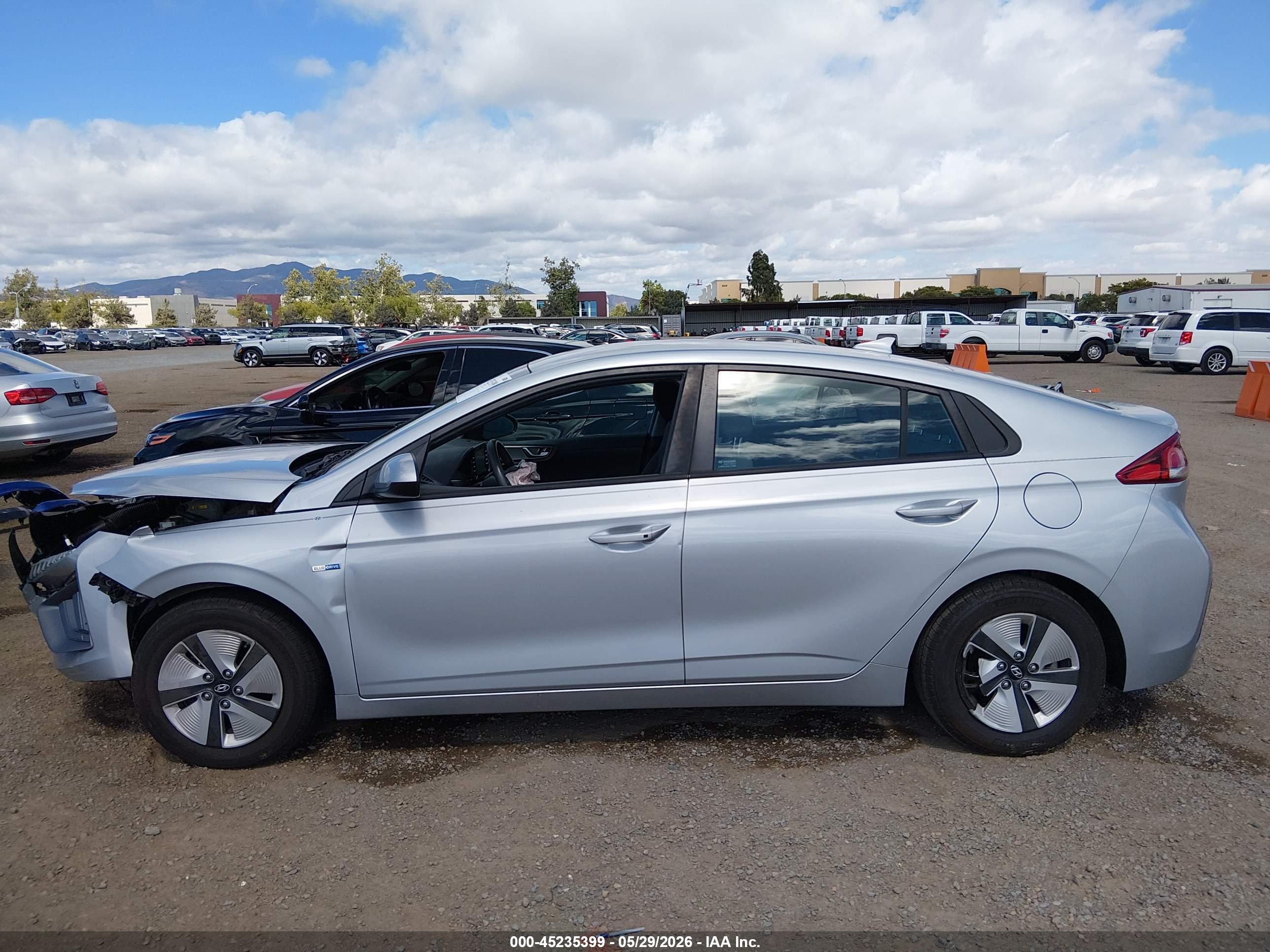 2020 HYUNDAI IONIQ HYBRID BLUE