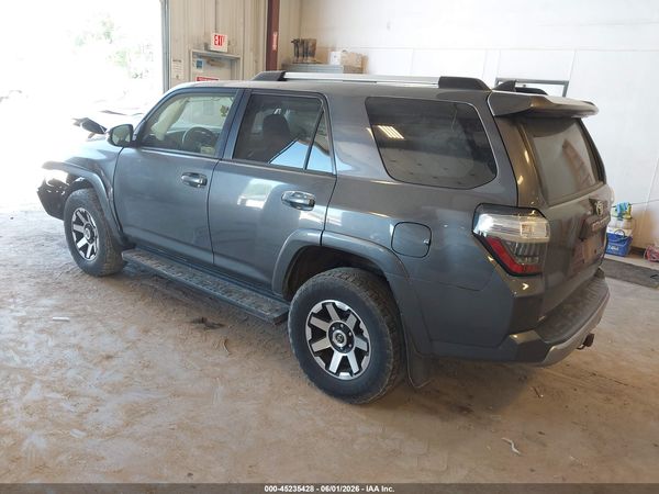 2017 TOYOTA 4RUNNER SR5