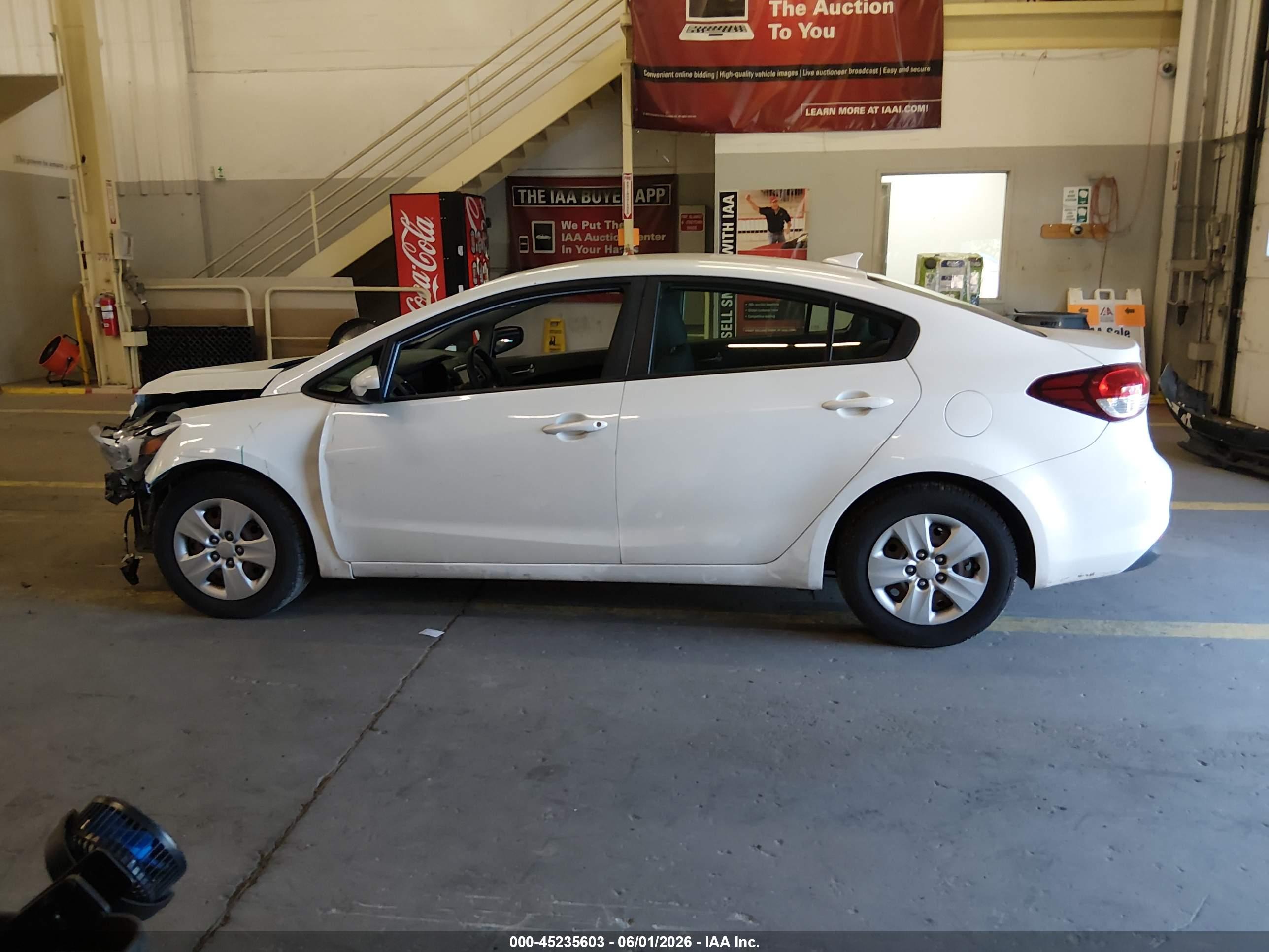 2018 KIA FORTE LX