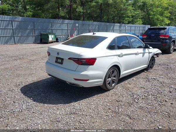 2021 VOLKSWAGEN JETTA — I4