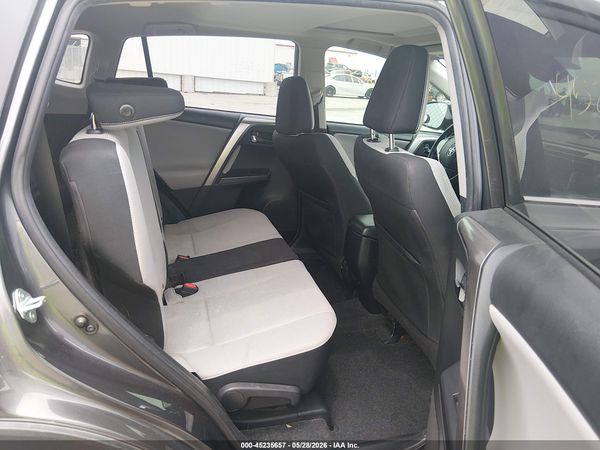 2017 TOYOTA RAV4 XLE