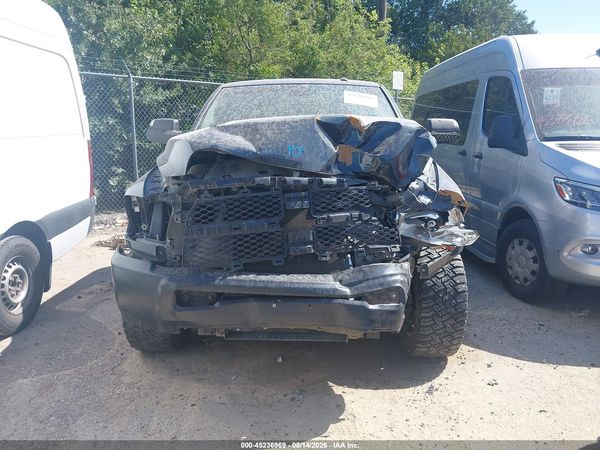 2017 RAM 2500 TRADESMAN  4X4 6'4 BOX