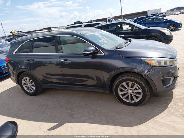 2017 KIA SORENTO 2.4L LX