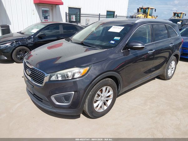 2017 KIA SORENTO 2.4L LX