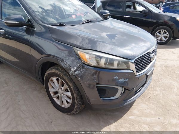 2017 KIA SORENTO 2.4L LX