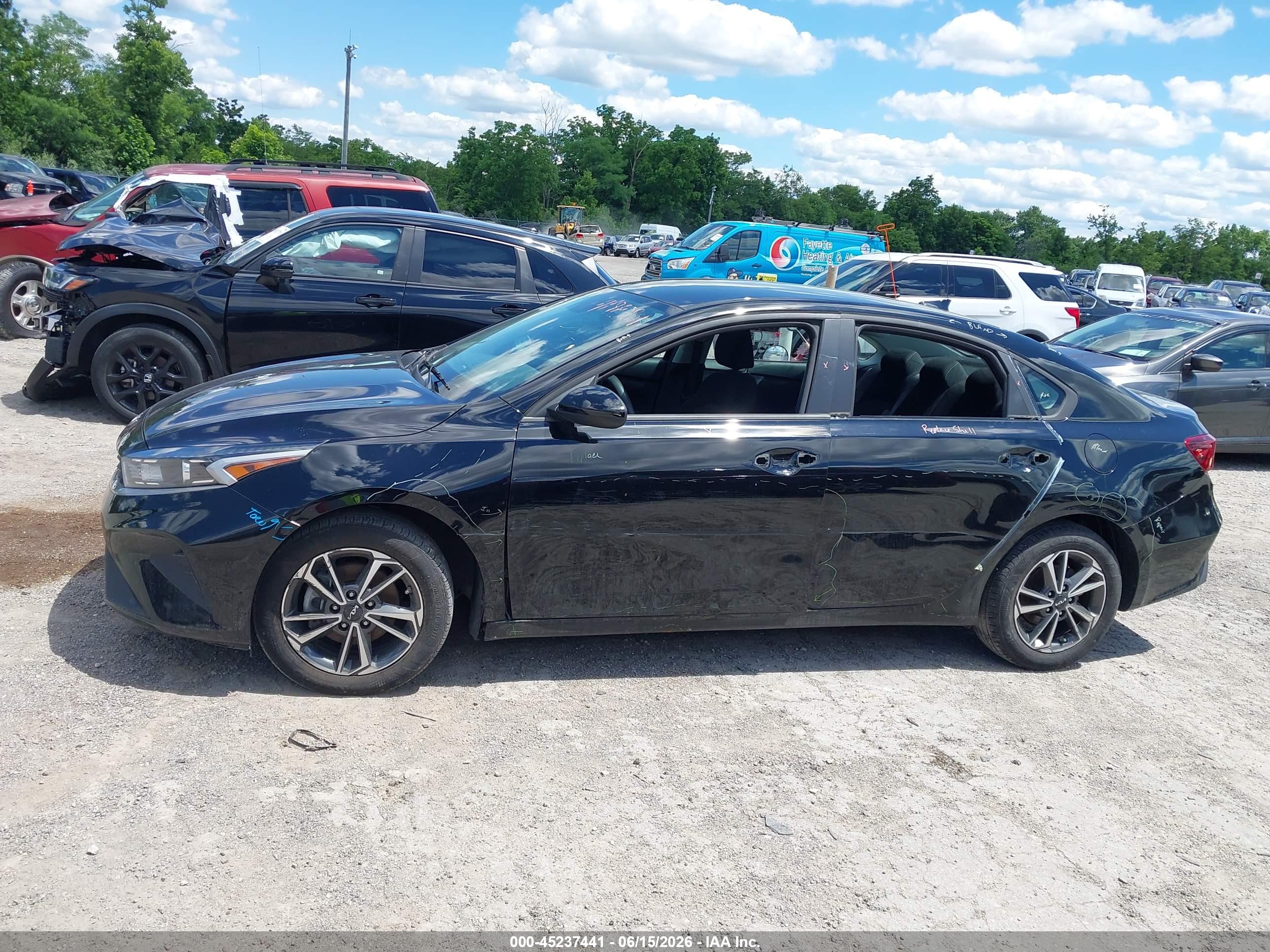 2024 KIA FORTE LXS