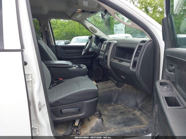 2021 RAM 1500 CLASSIC TRADESMAN  4X4 5'7 BOX