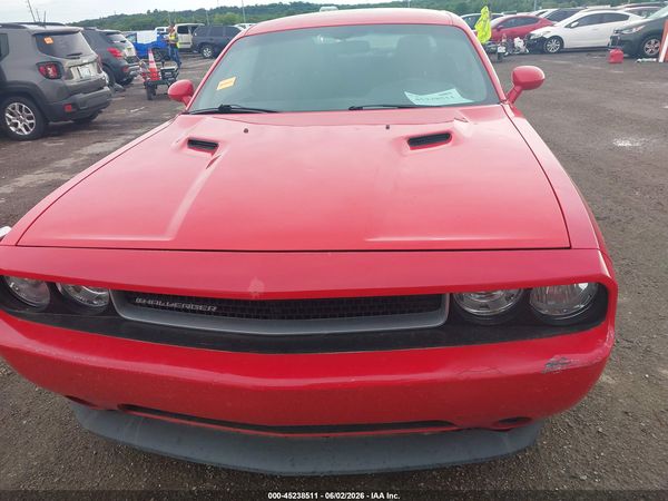 2014 DODGE CHALLENGER SXT