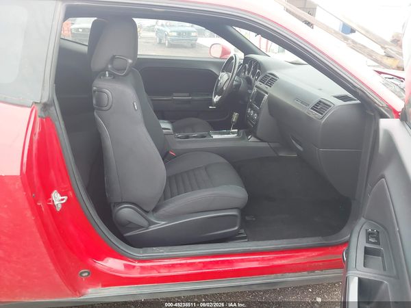 2014 DODGE CHALLENGER SXT