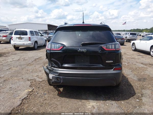 2019 JEEP CHEROKEE LATITUDE FWD