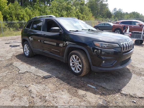 2019 JEEP CHEROKEE LATITUDE FWD