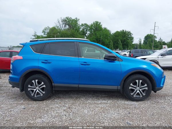 2016 TOYOTA RAV4 LE