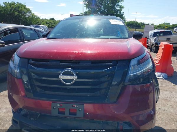 2023 NISSAN PATHFINDER SL FWD