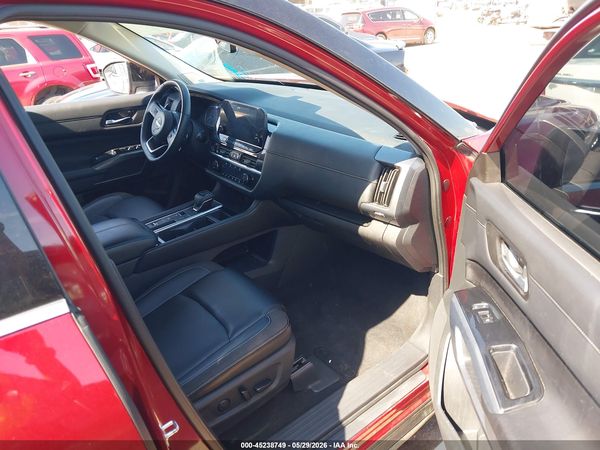 2023 NISSAN PATHFINDER SL FWD