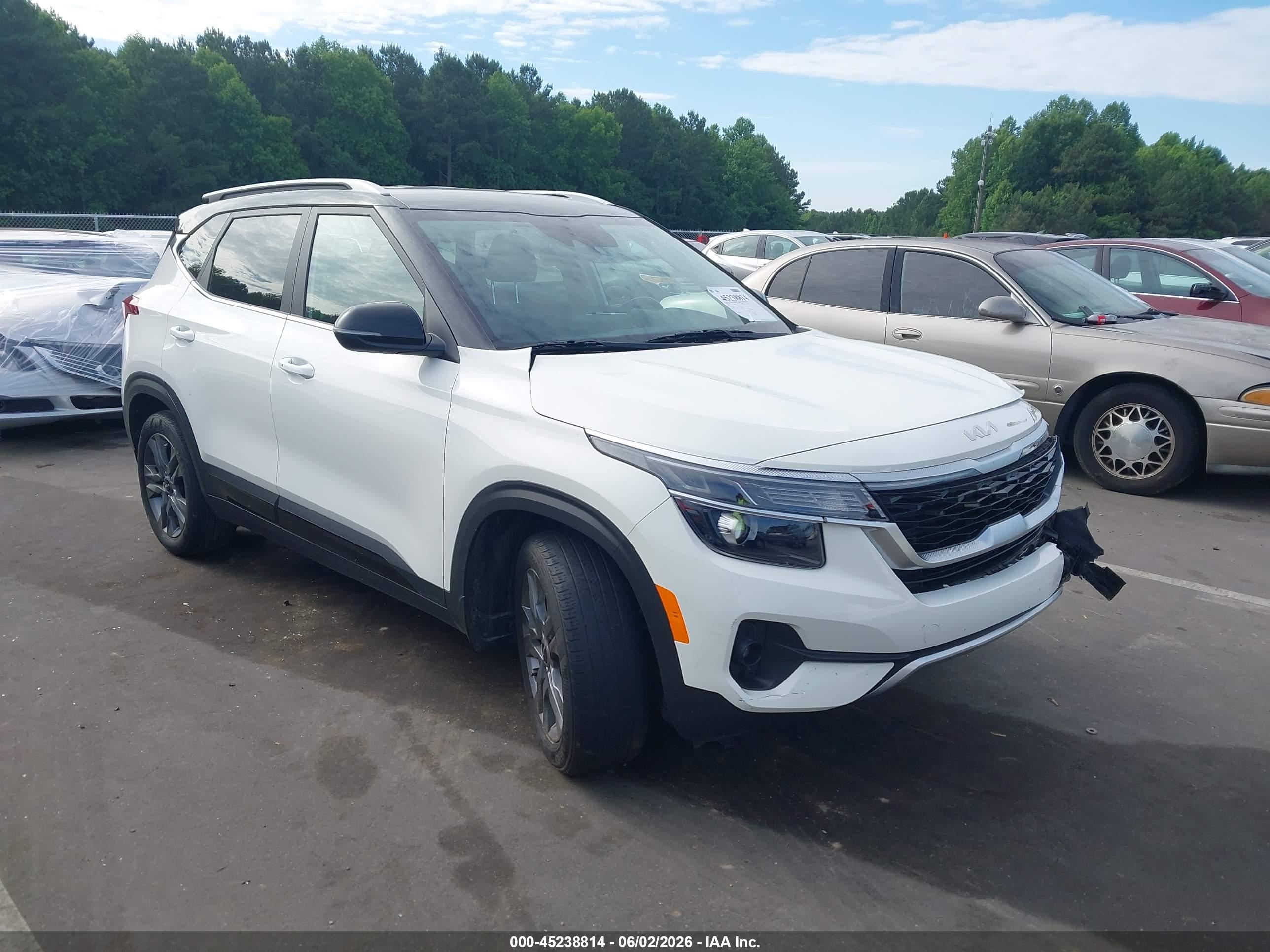 2022 KIA SELTOS S